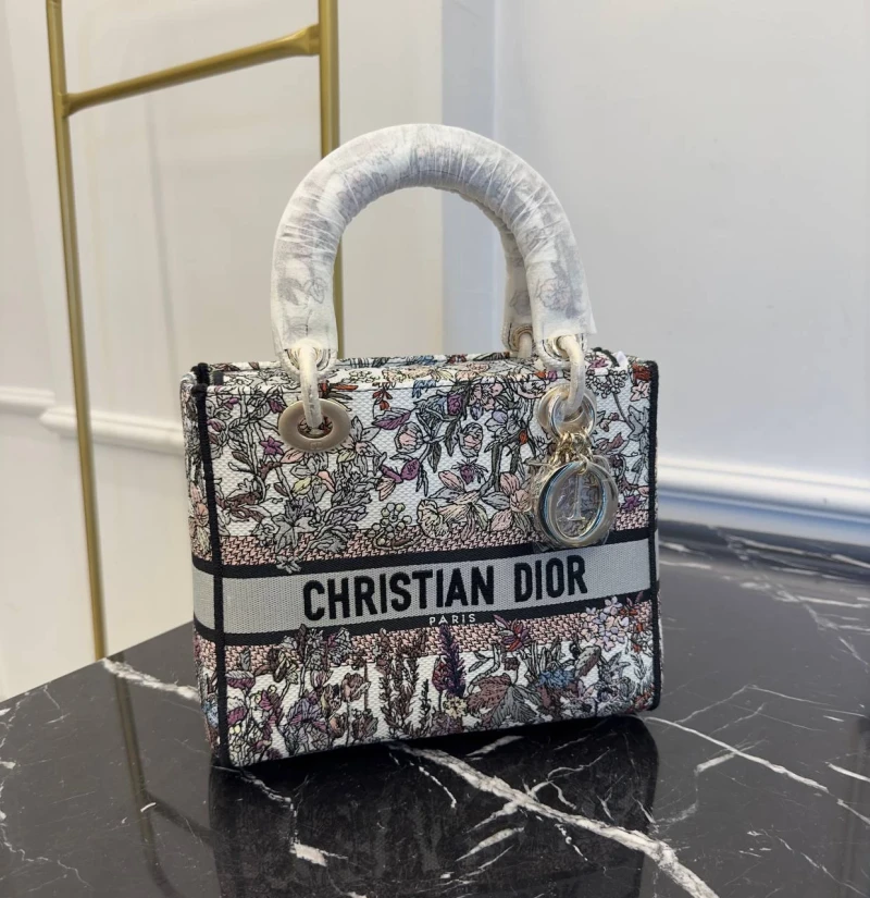 Dior Medium D-Lite Bag