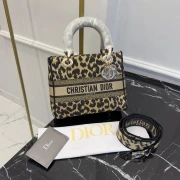 Dior Medium D-Lite Bag