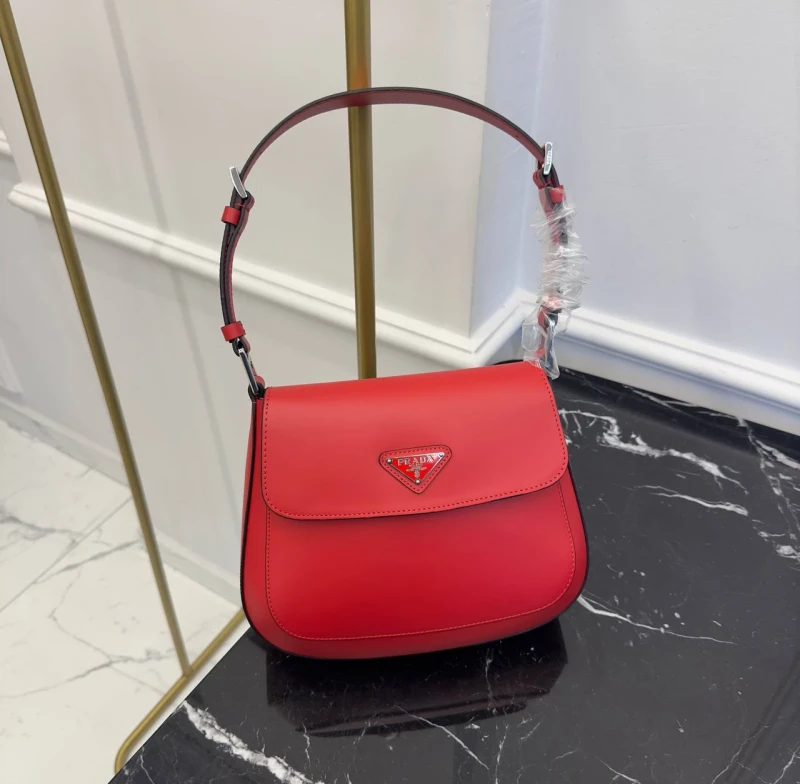 Prada Cleo