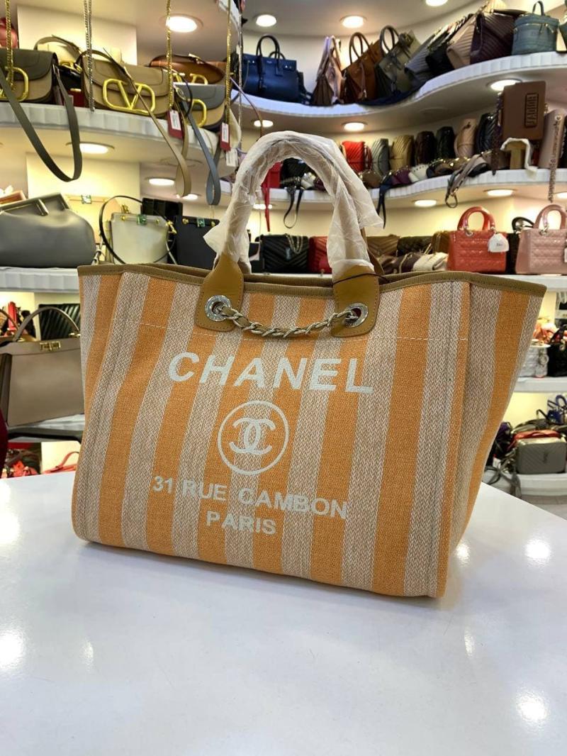 Chanel Deauville Tasche