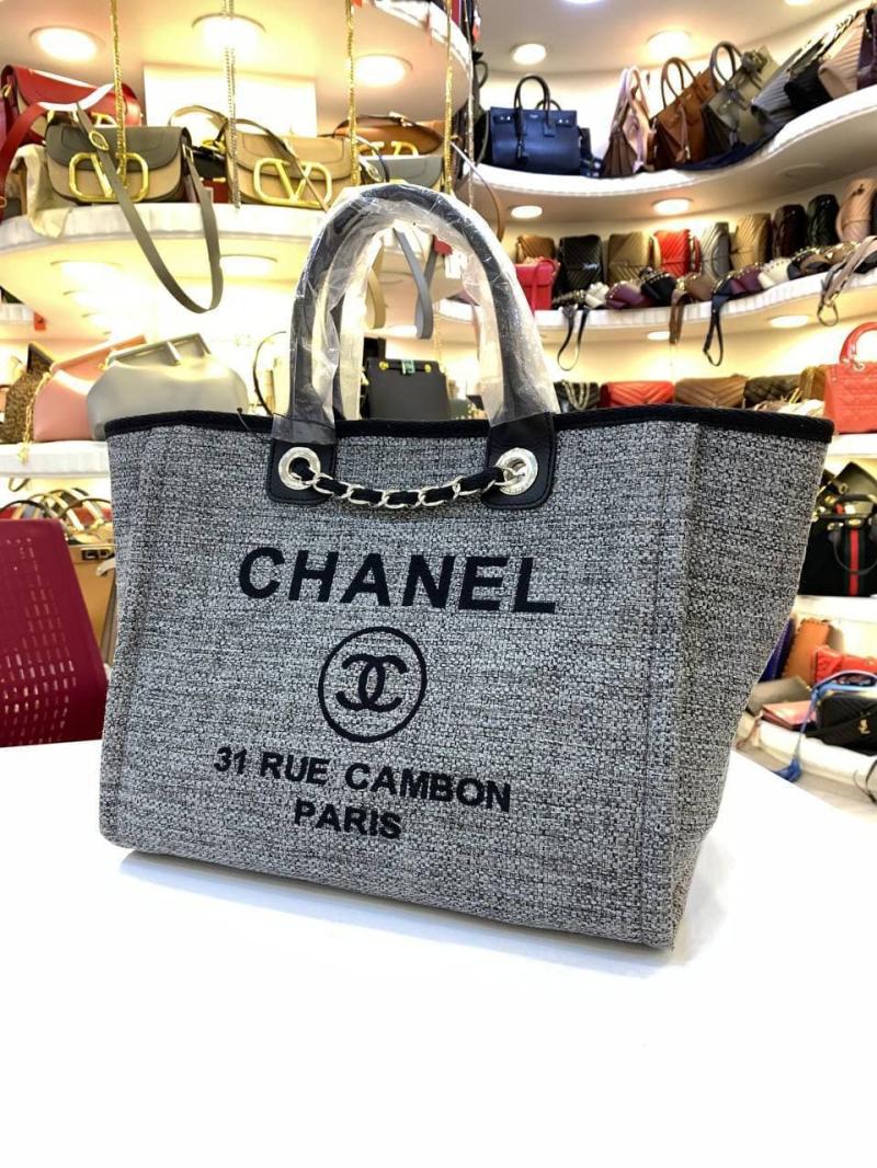 Chanel Deauville Tasche