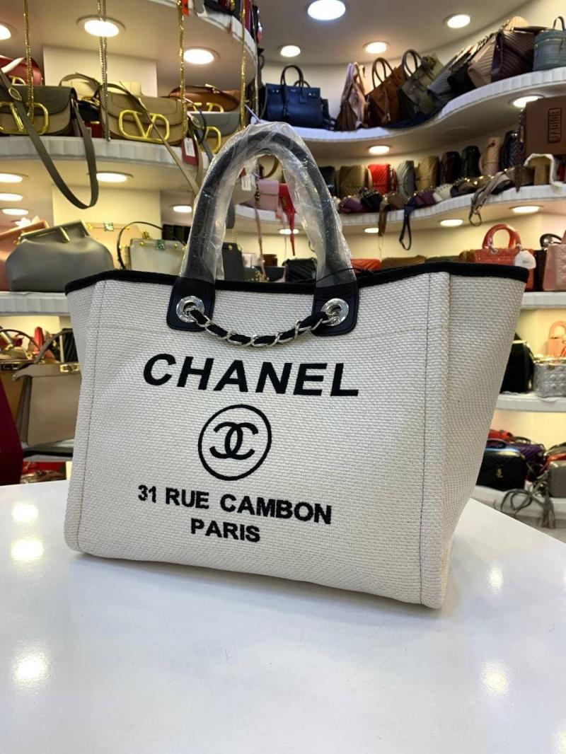 Chanel Deauville Tasche