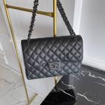 Chanel Klassische Maxi-Handtasche