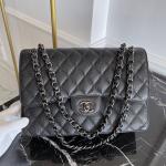 Chanel Klassische Maxi-Handtasche