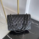 Chanel Klassische Maxi-Handtasche