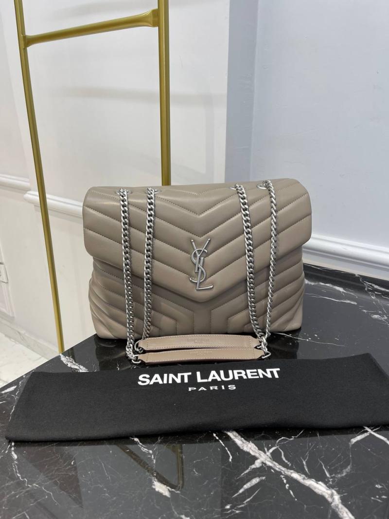 Saint Laurent Loulou Medium