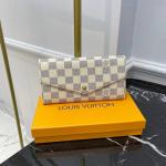 Louis Vuitton Sarah Geldbörse