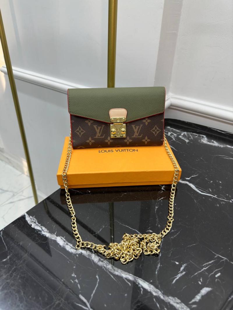 Louis Vuitton Pallas Chain