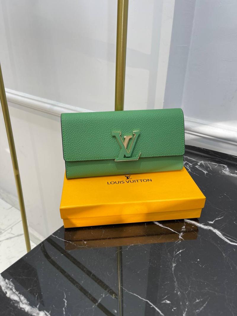 Louis Vuitton Capucines Geldbörse