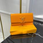 Louis Vuitton Capucines Geldbörse