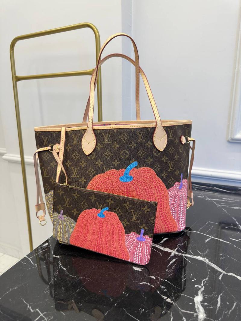 LV X YK Neverfull MM