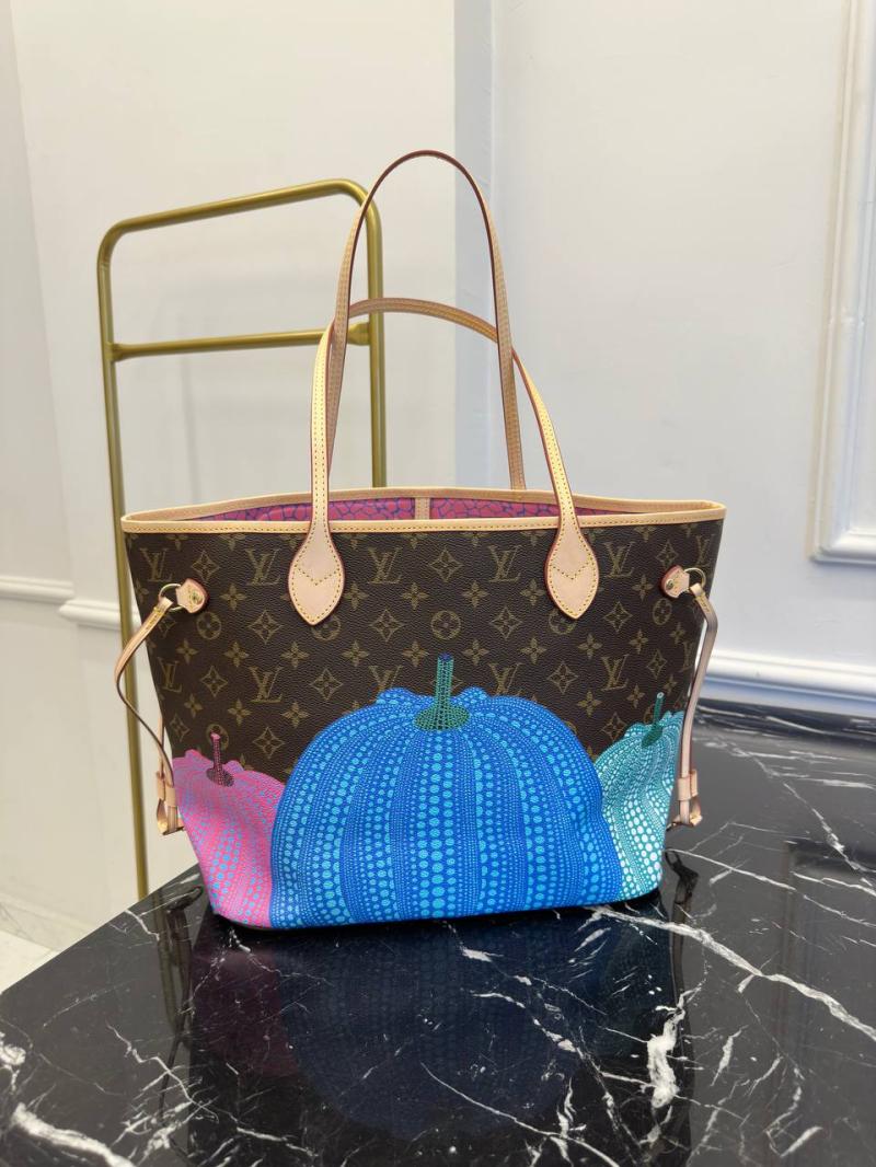 LV X YK Neverfull MM