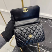 Chanel Klassisch Metall Griff