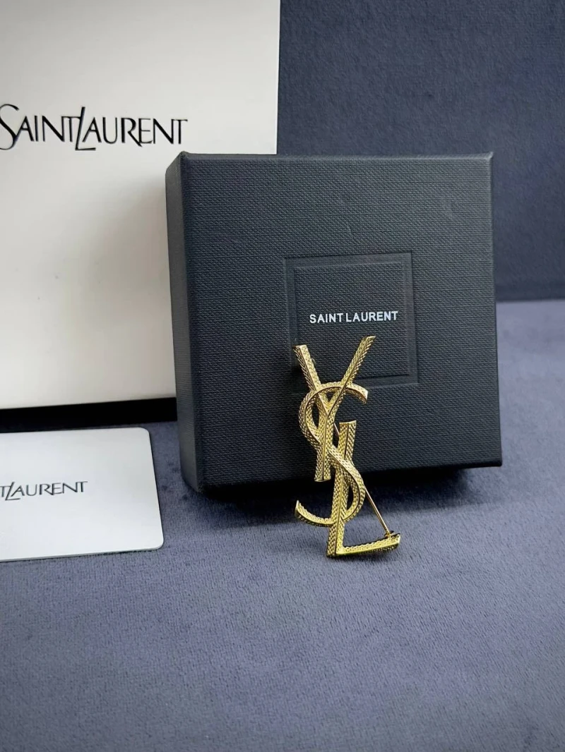 Saint Laurent Brosche