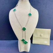 Van Cleef & Arpels Set