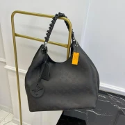 Louis Vuitton Carmel