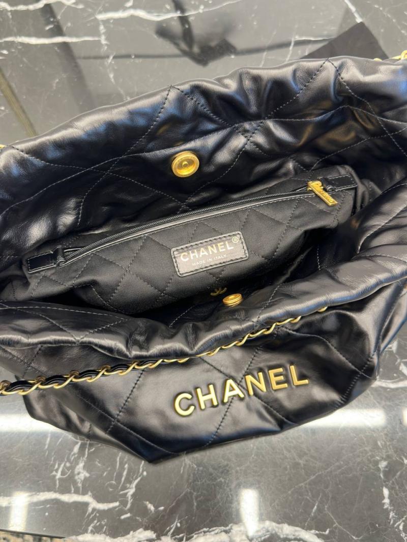 Chanel  22