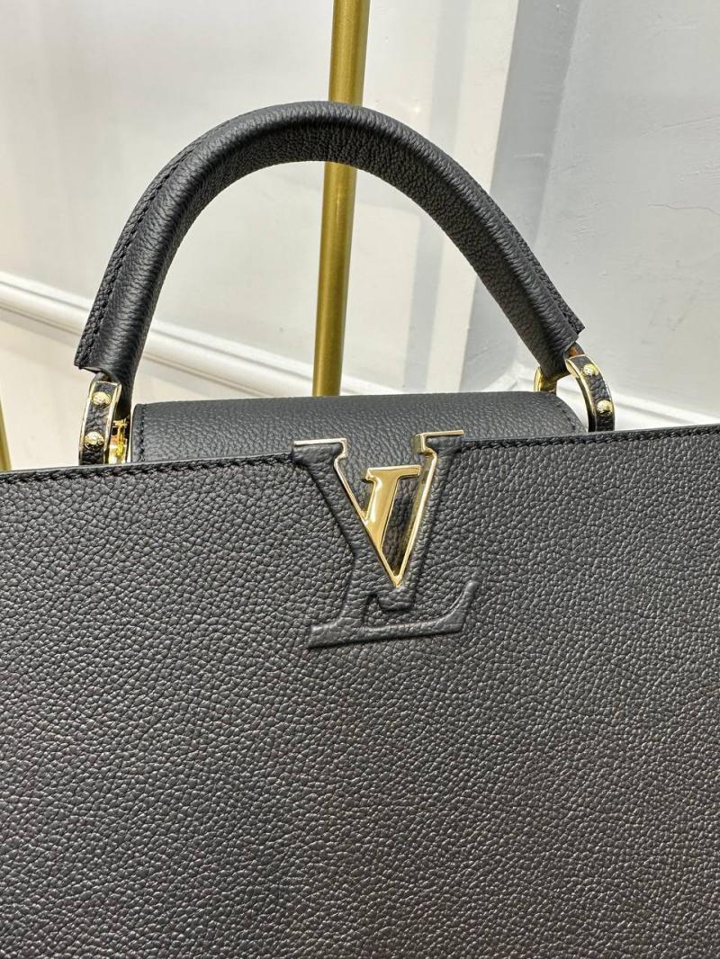 Louis Vuitton CAPUCINES BB