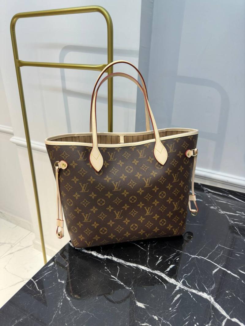 Louis Vuitton Neverfull MM