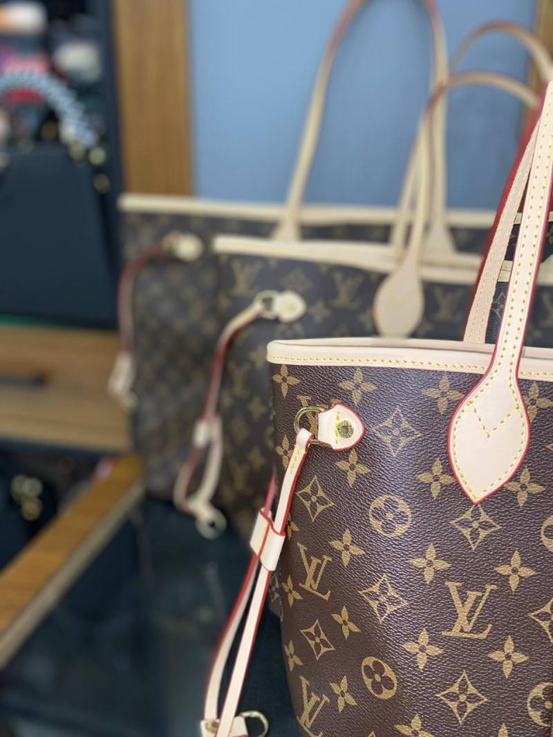 Louis Vuitton Neverfull MM